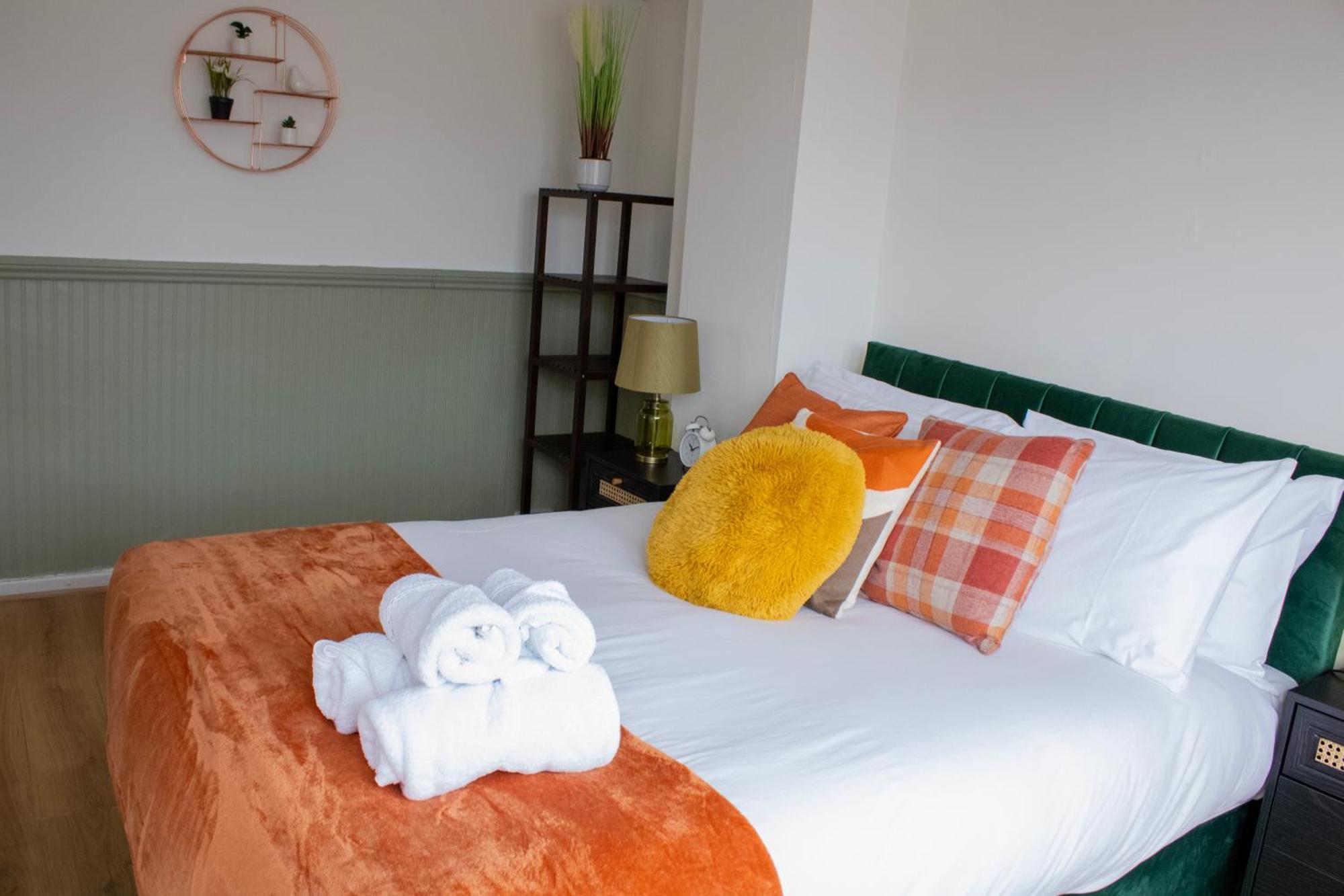 Harvard House, Stylish 3 Bedroom House In Solihull 5 Mins To The Nec, Bhx ,Jlr With Free Parking Birmingham Exterior foto