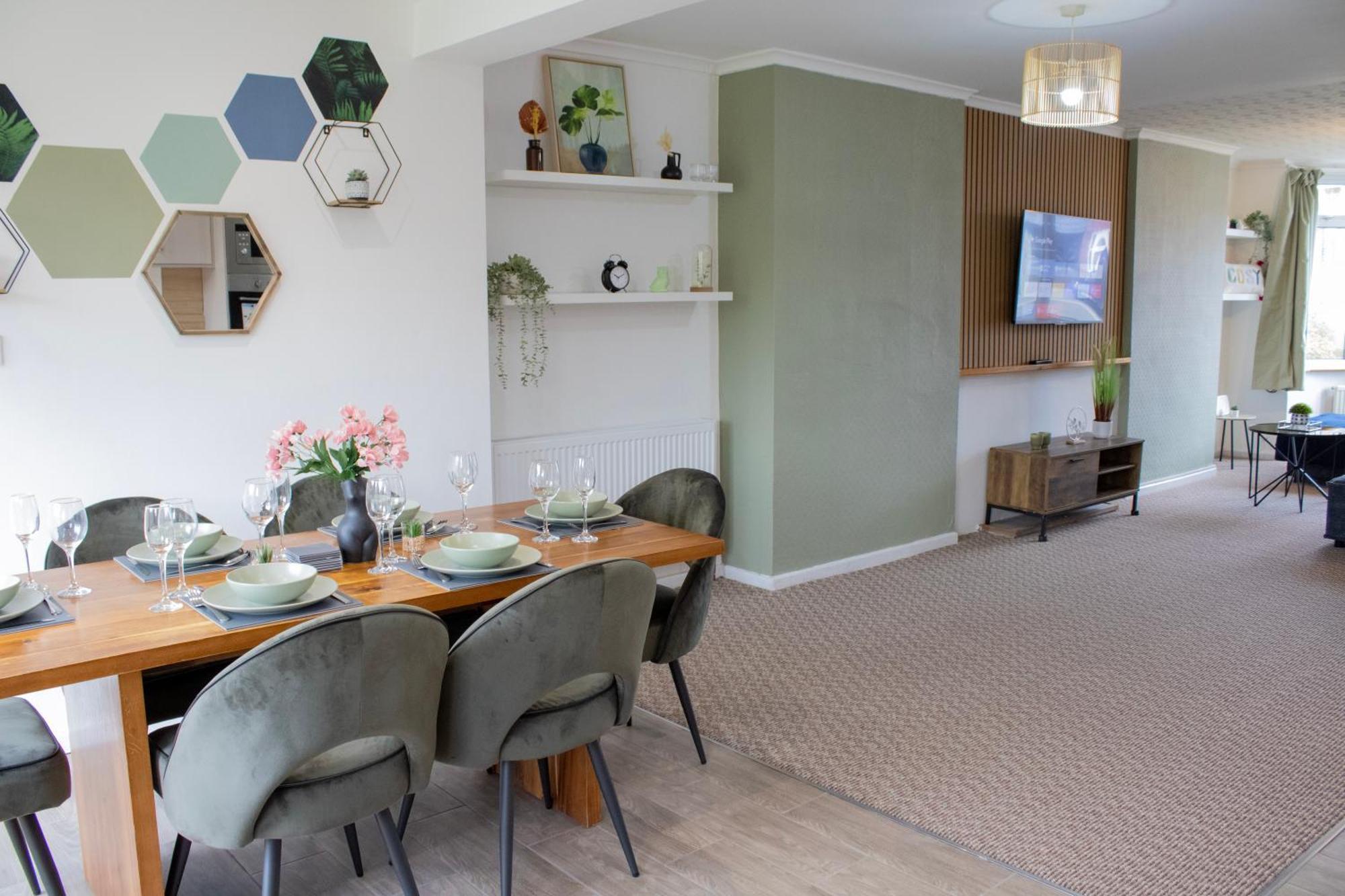 Harvard House, Stylish 3 Bedroom House In Solihull 5 Mins To The Nec, Bhx ,Jlr With Free Parking Birmingham Exterior foto